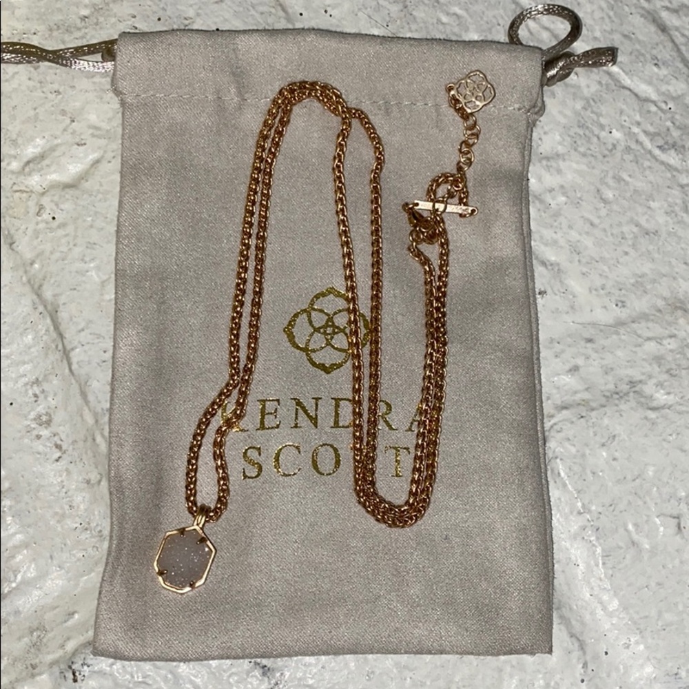 Kendra Scott Oliver Necklace